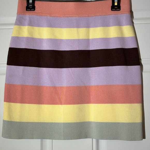 ❤️2/$15 or 3/$21❤️ Full Tilt Striped Light Knit Skirt, Size Extra Large - Picture 3 of 9